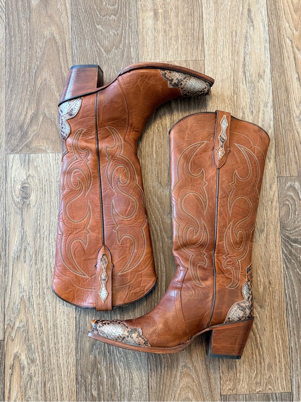 Idllywind Western Boots